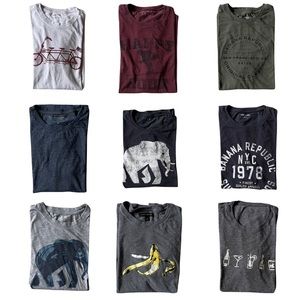 🌿3 for $20 Banana Republic Tees
